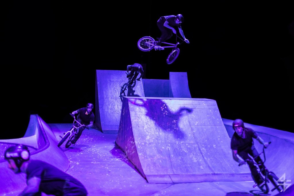 58_5_riders